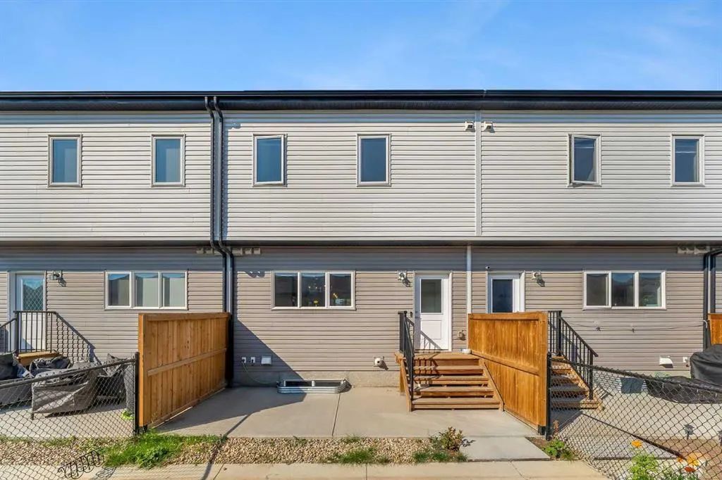 72 Creekside Boulevard SW