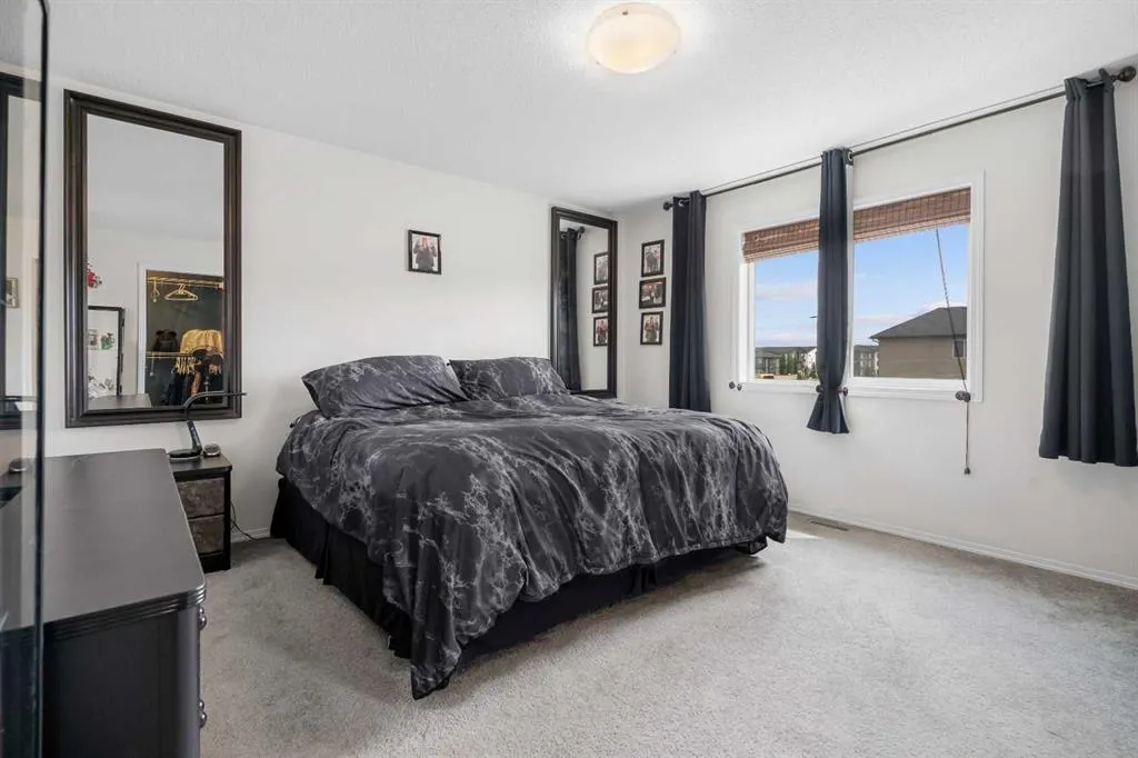 80 Legacy Crescent SE
