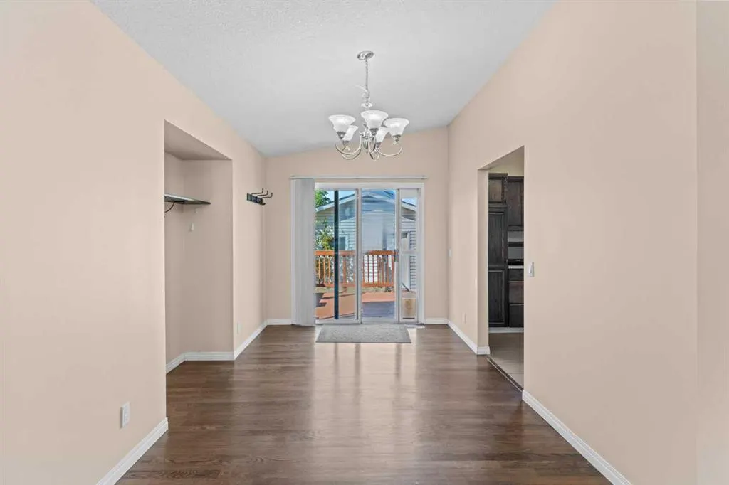 212 Queen Anne Road SE