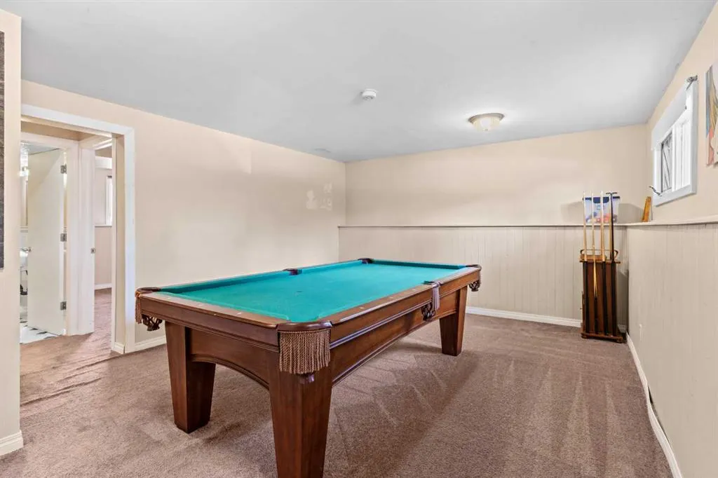212 Queen Anne Road SE