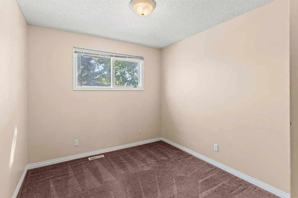 212 Queen Anne Road SE