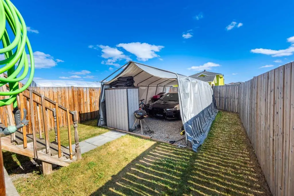 10 Tarawood Lane NE