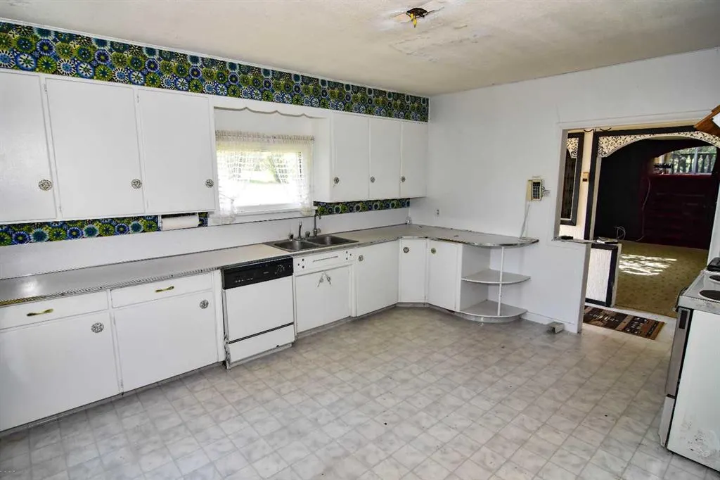 29275 Range Road 52