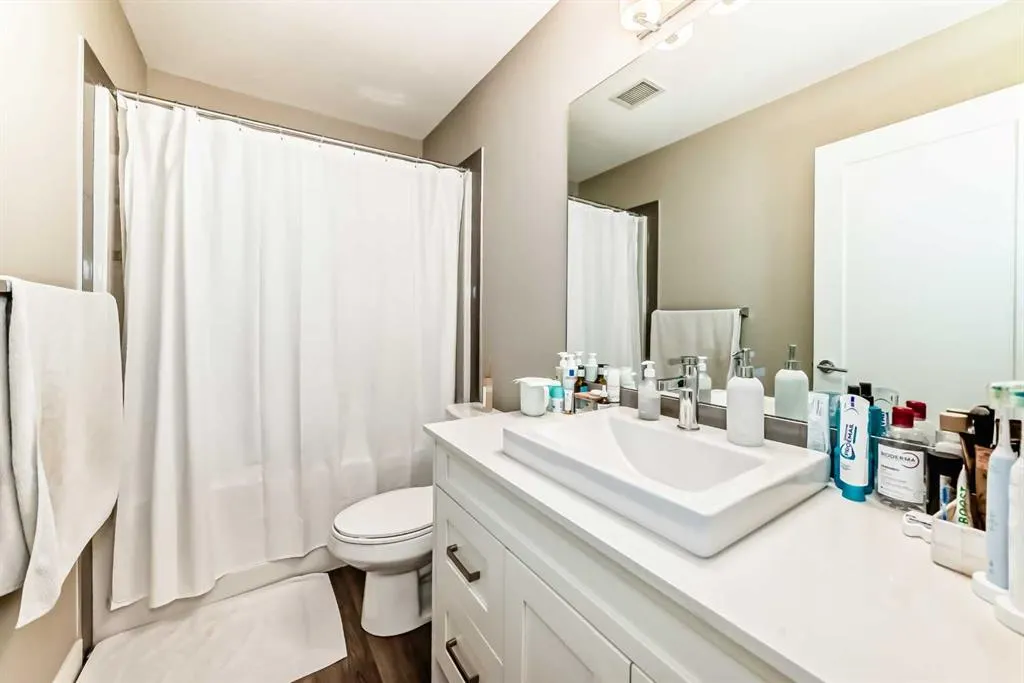 40 Walgrove Walk SE, #207