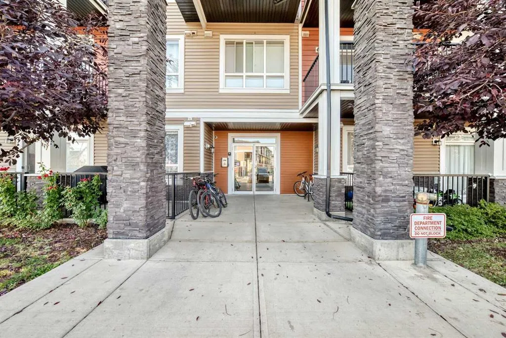 40 Walgrove Walk SE, #207