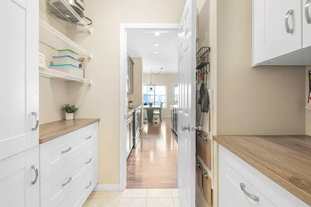 237 Kincora Glen Rise NW