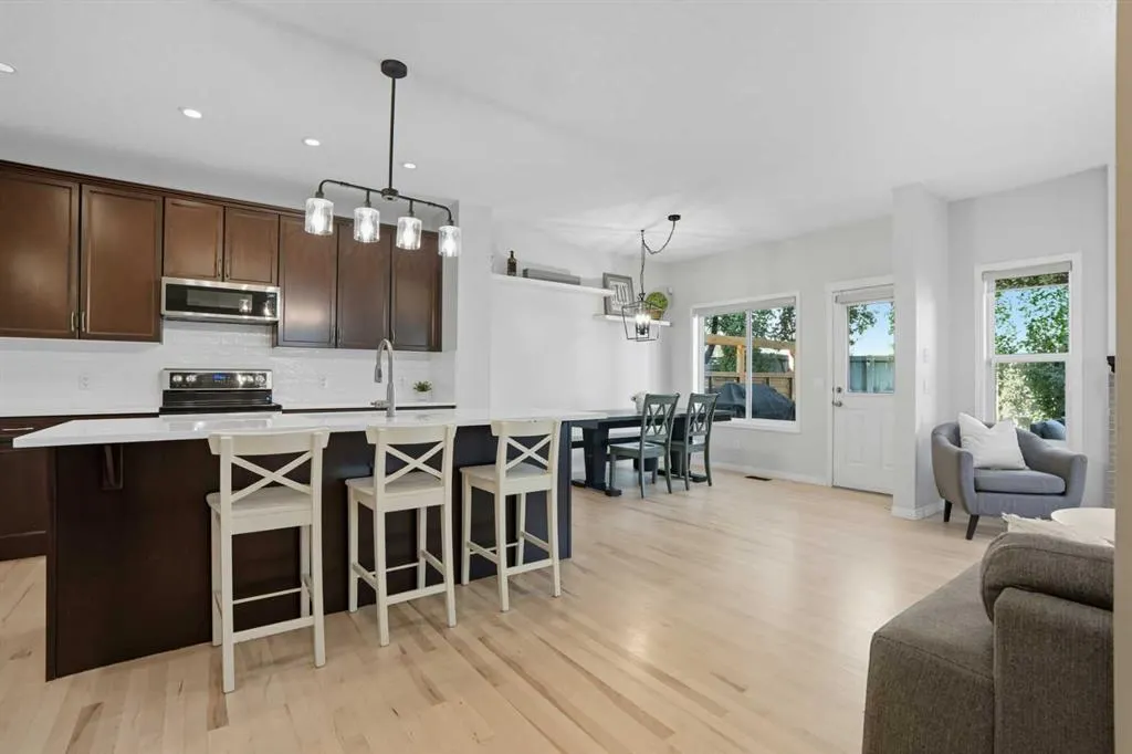 237 Kincora Glen Rise NW