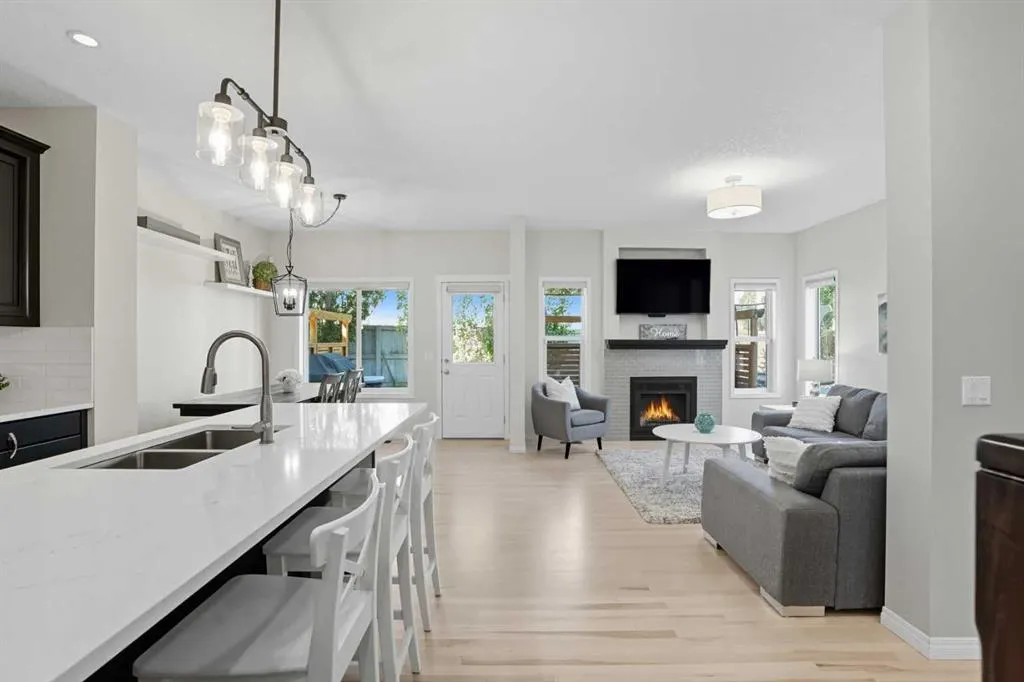 237 Kincora Glen Rise NW
