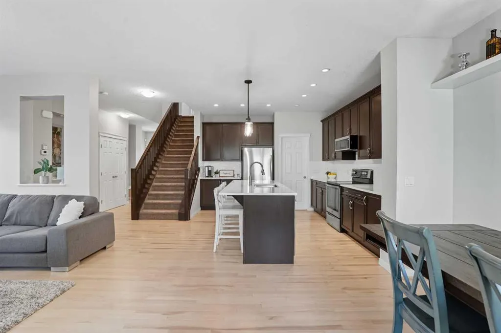237 Kincora Glen Rise NW