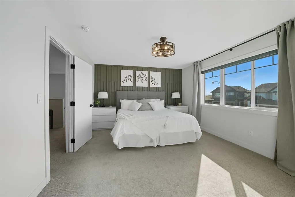 42 Longmire Close