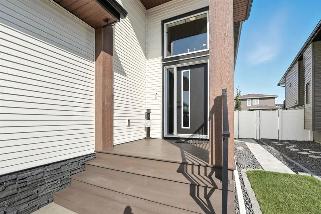 42 Longmire Close