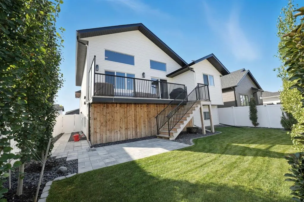 42 Longmire Close