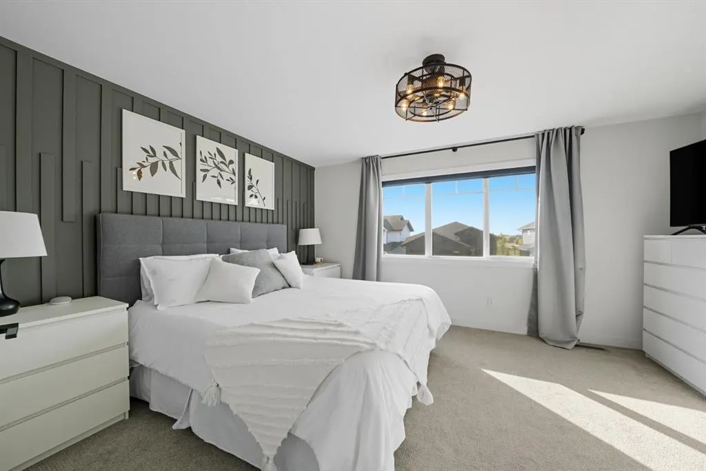 42 Longmire Close