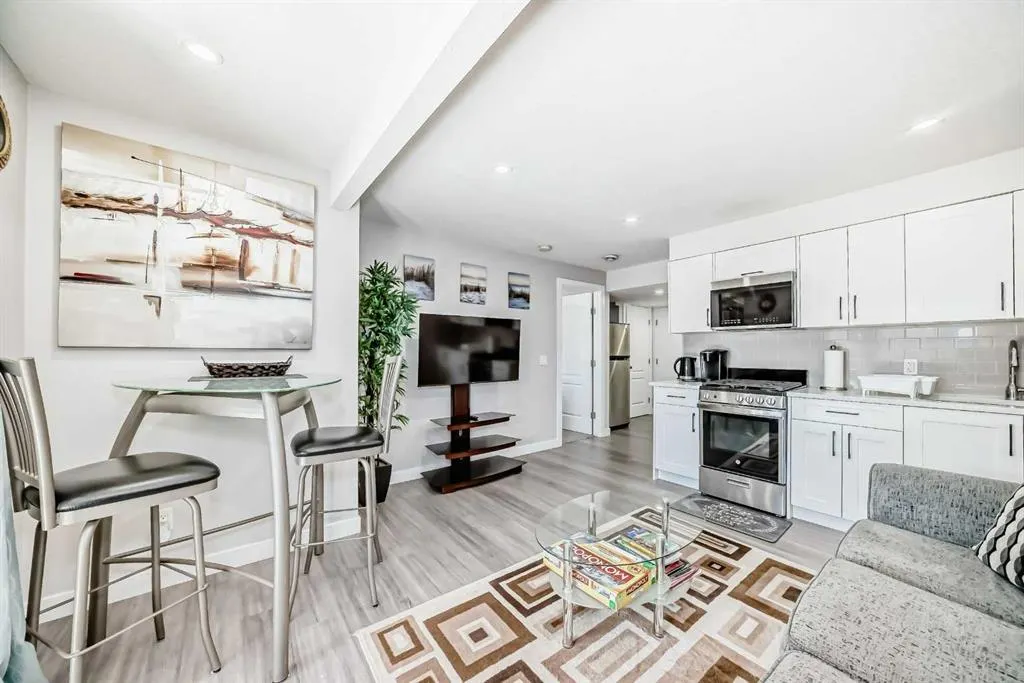 53 Evansford Grove NW