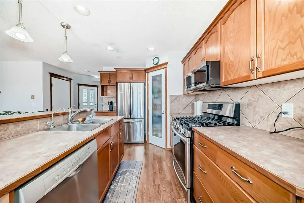 53 Evansford Grove NW