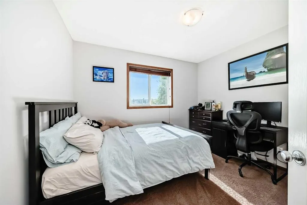 53 Evansford Grove NW