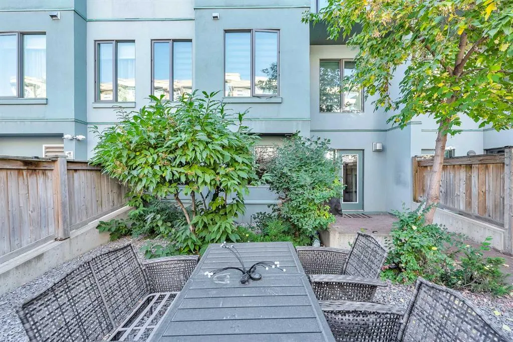 328 21 Avenue SW, #109