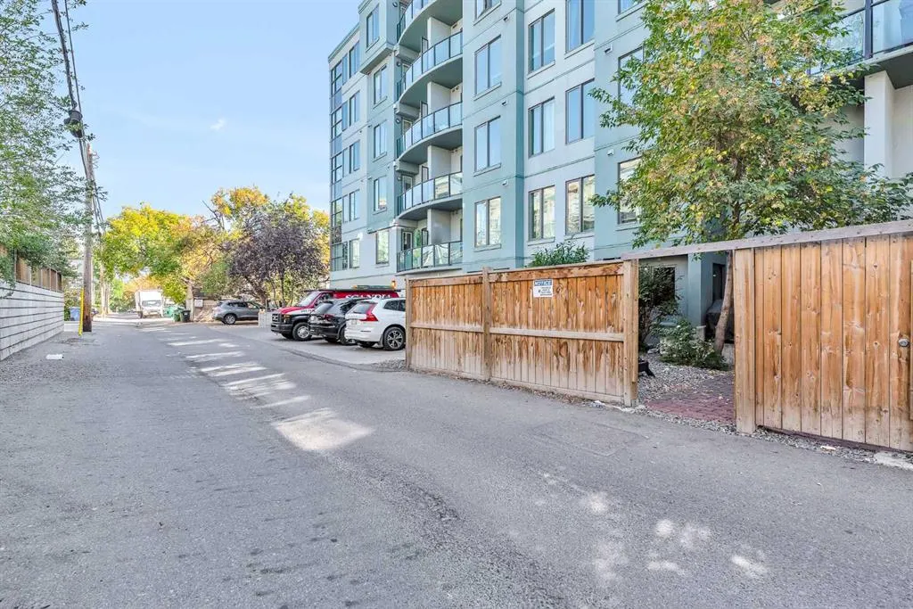 328 21 Avenue SW, #109