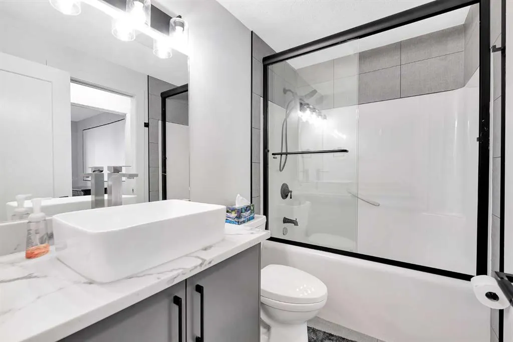 328 21 Avenue SW, #109