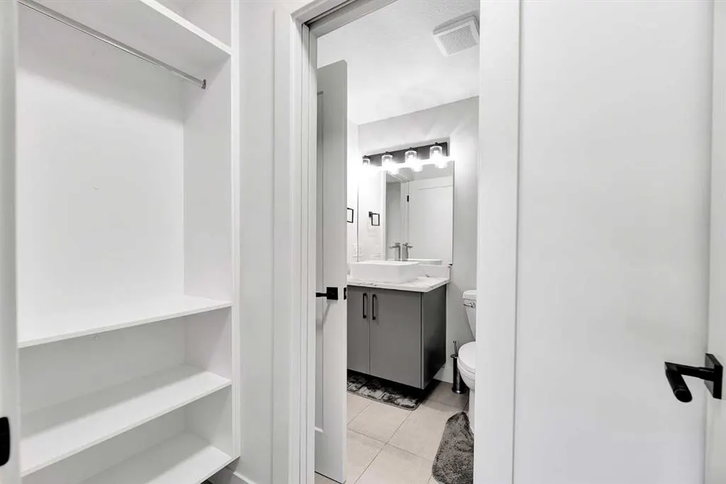 328 21 Avenue SW, #109