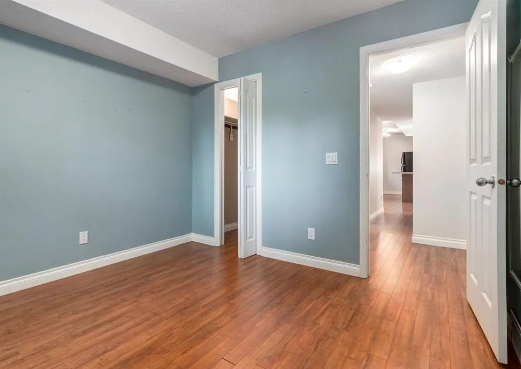 123 13 Avenue NE, #3