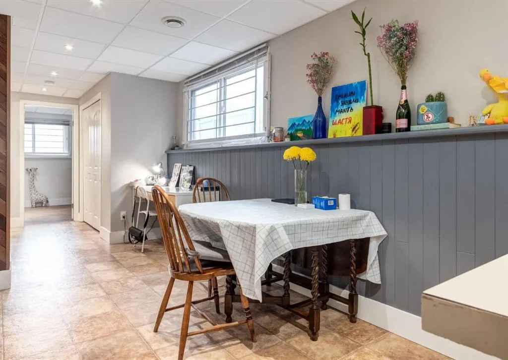 123 13 Avenue NE, #3