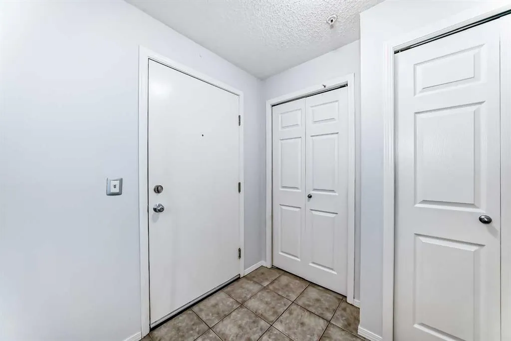 8 Bridlecrest Drive SW, #2238