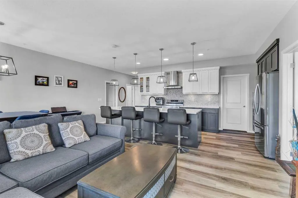 100 Harvest Hills Place NE, #305
