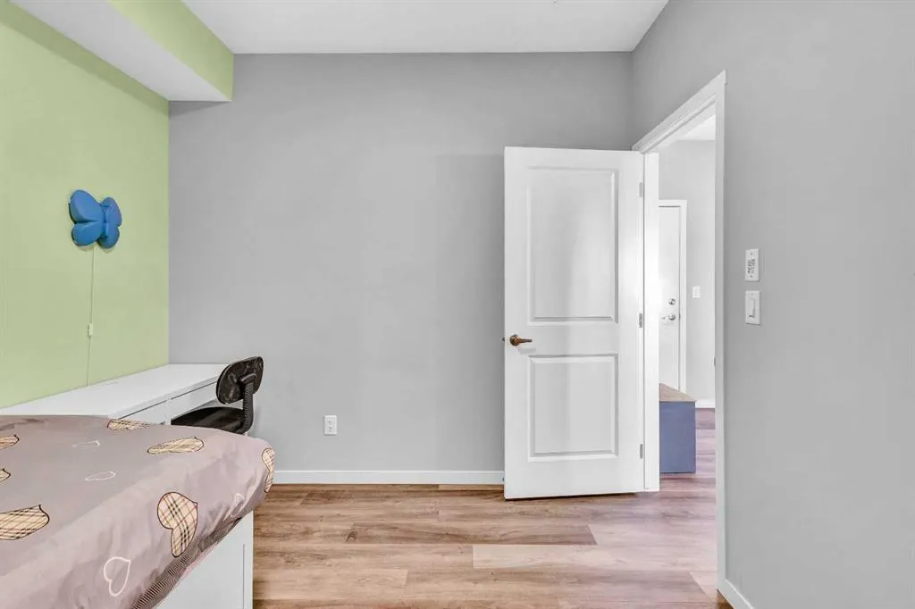 100 Harvest Hills Place NE, #305