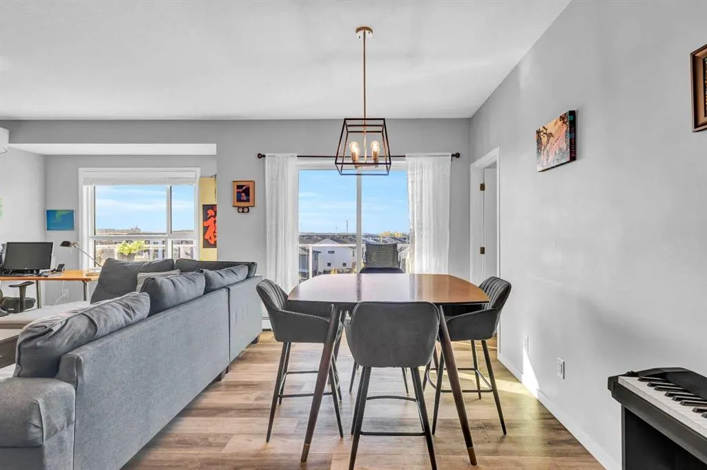 100 Harvest Hills Place NE, #305