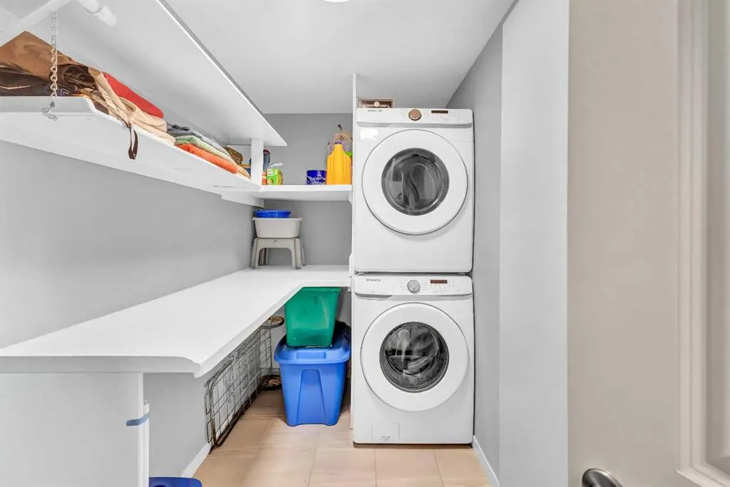 100 Harvest Hills Place NE, #305