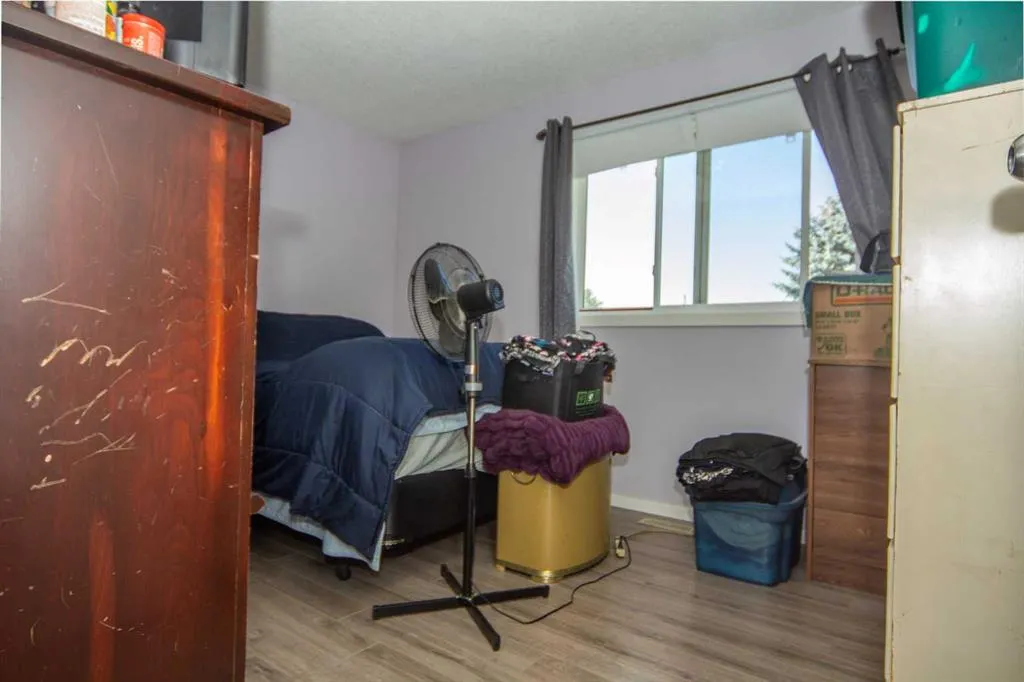 1251 Penedo Crescent SE