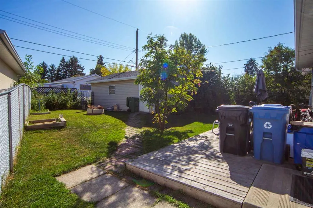 1251 Penedo Crescent SE