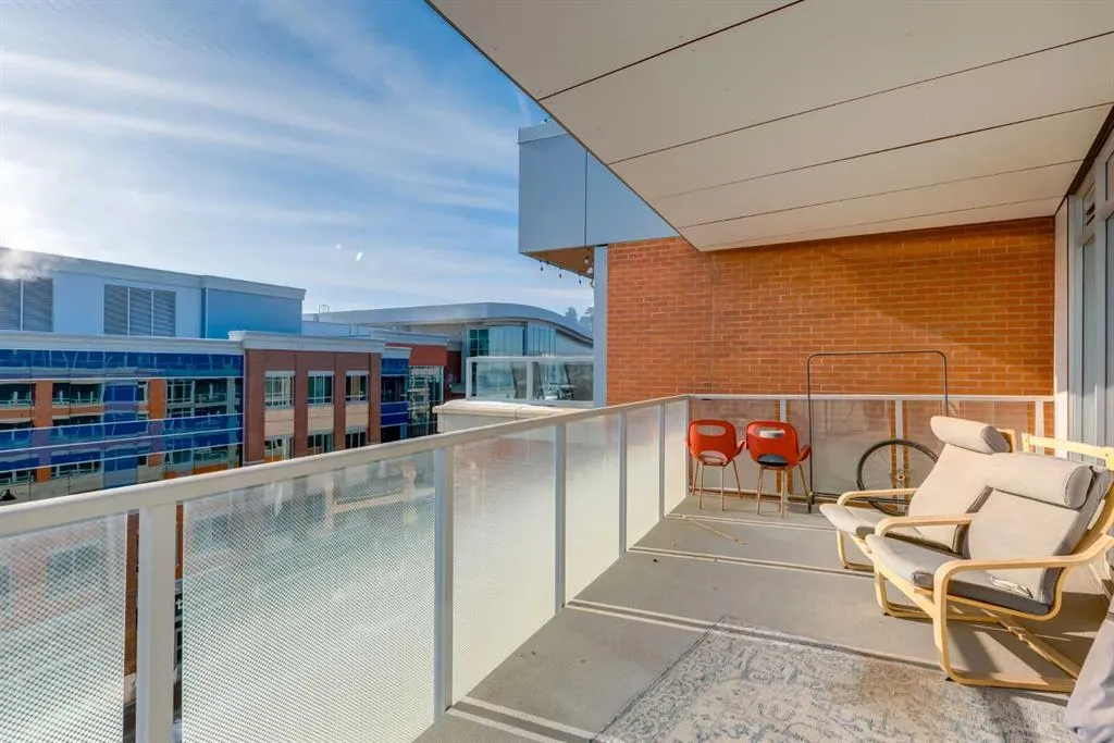 1020 9 Avenue SE, #613