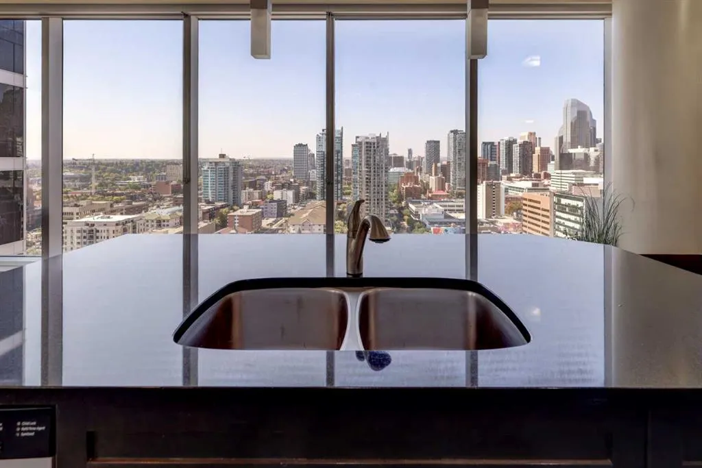 211 13 Avenue SE, #1802