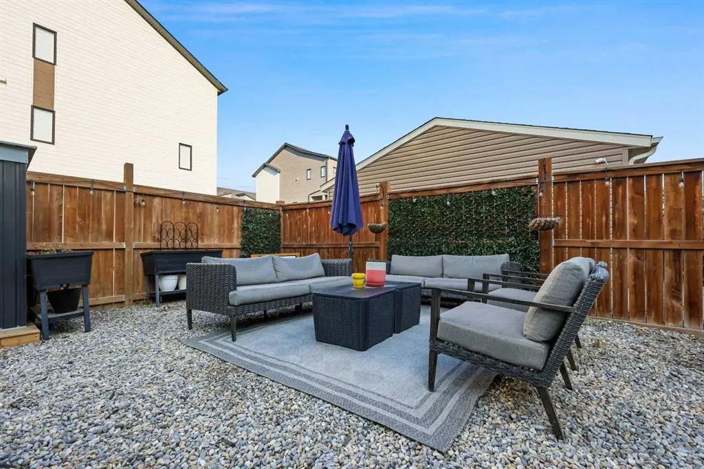 59 Masters Manor SE