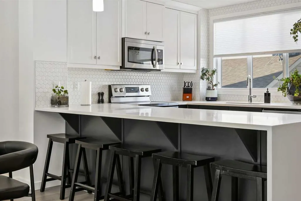59 Masters Manor SE