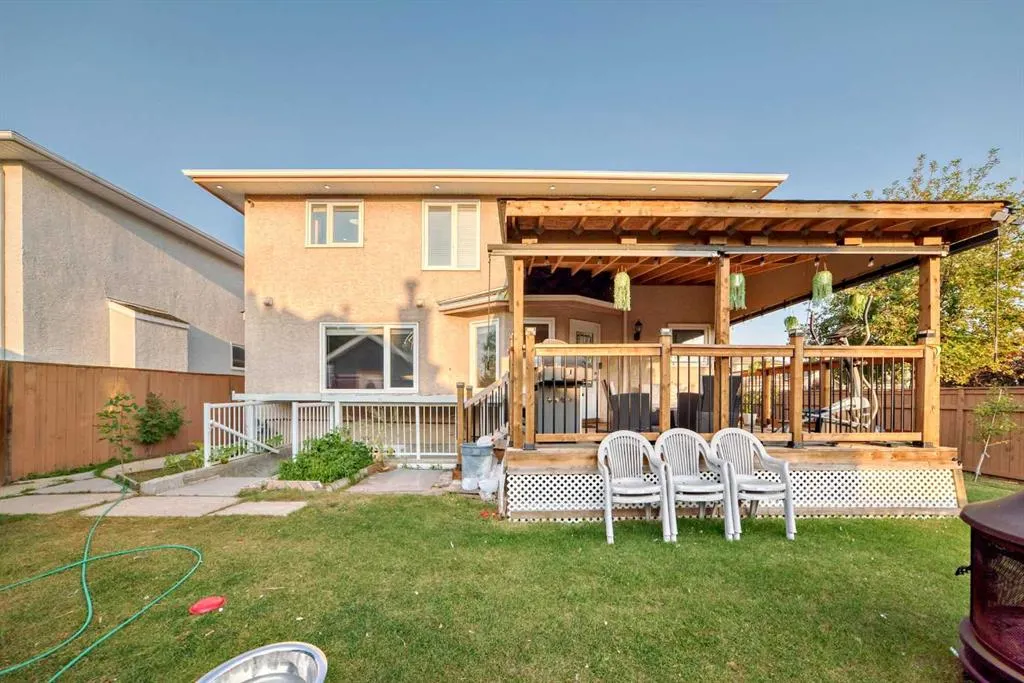 204 Coral Keys Green NE