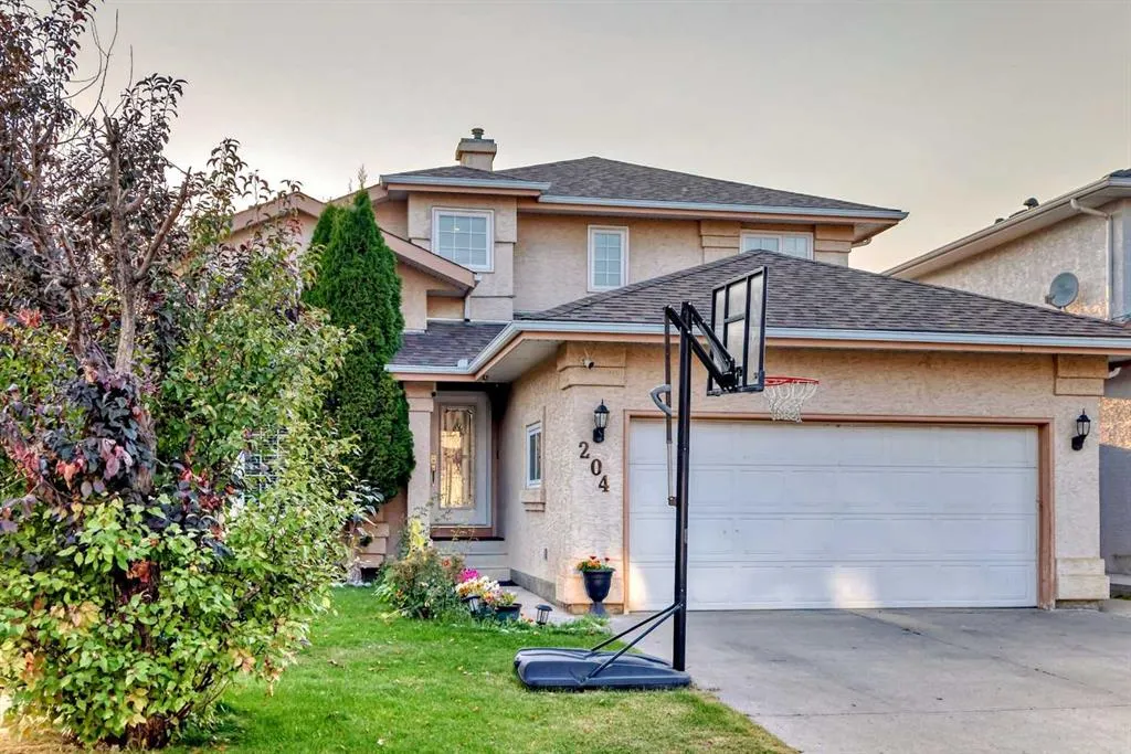 204 Coral Keys Green NE