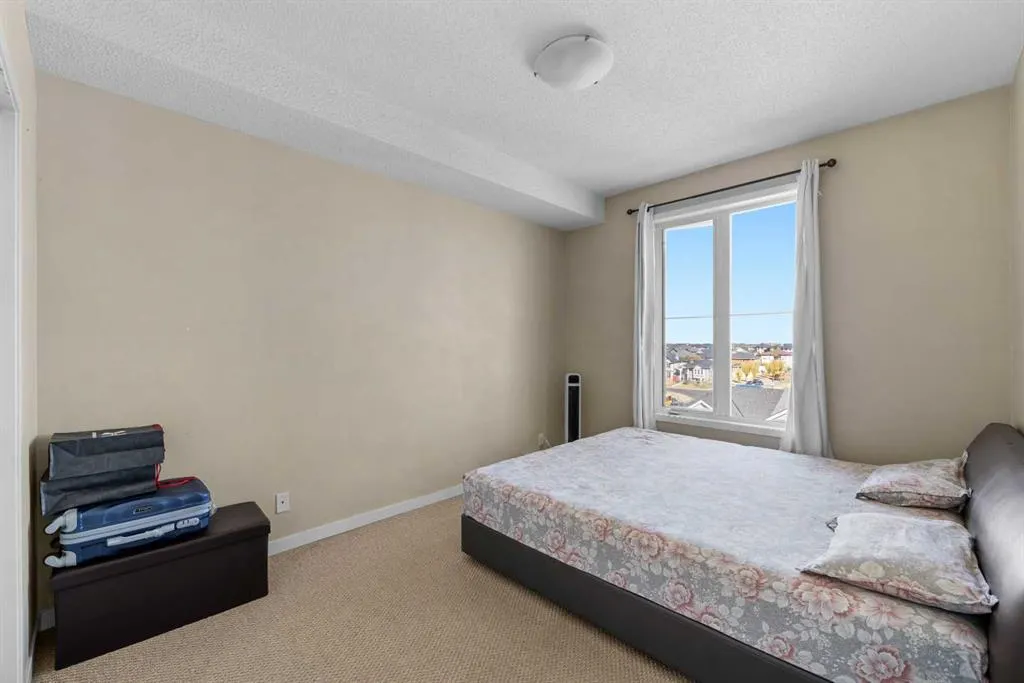 333 Taravista Drive NE, #1406