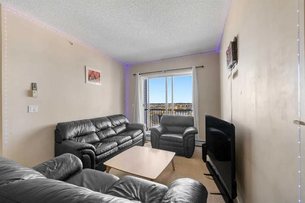 333 Taravista Drive NE, #1406