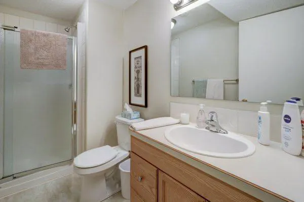 16 Cedar Crescent