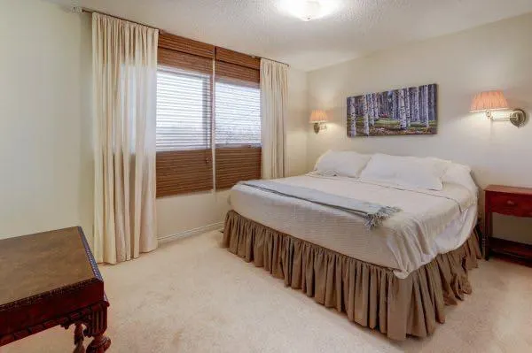 16 Cedar Crescent