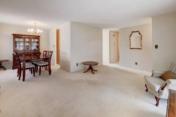 16 Cedar Crescent