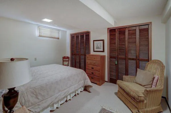 16 Cedar Crescent