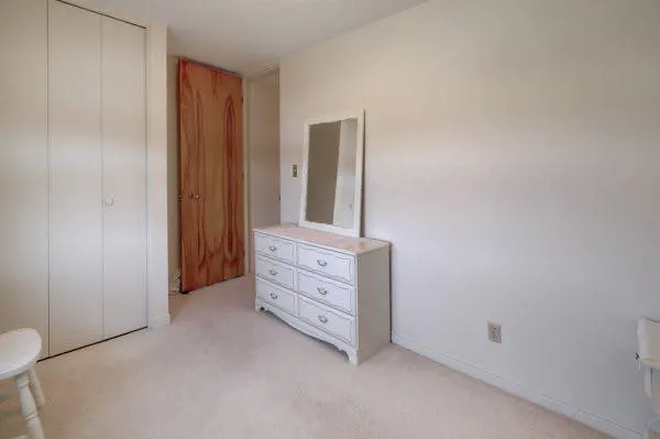 16 Cedar Crescent