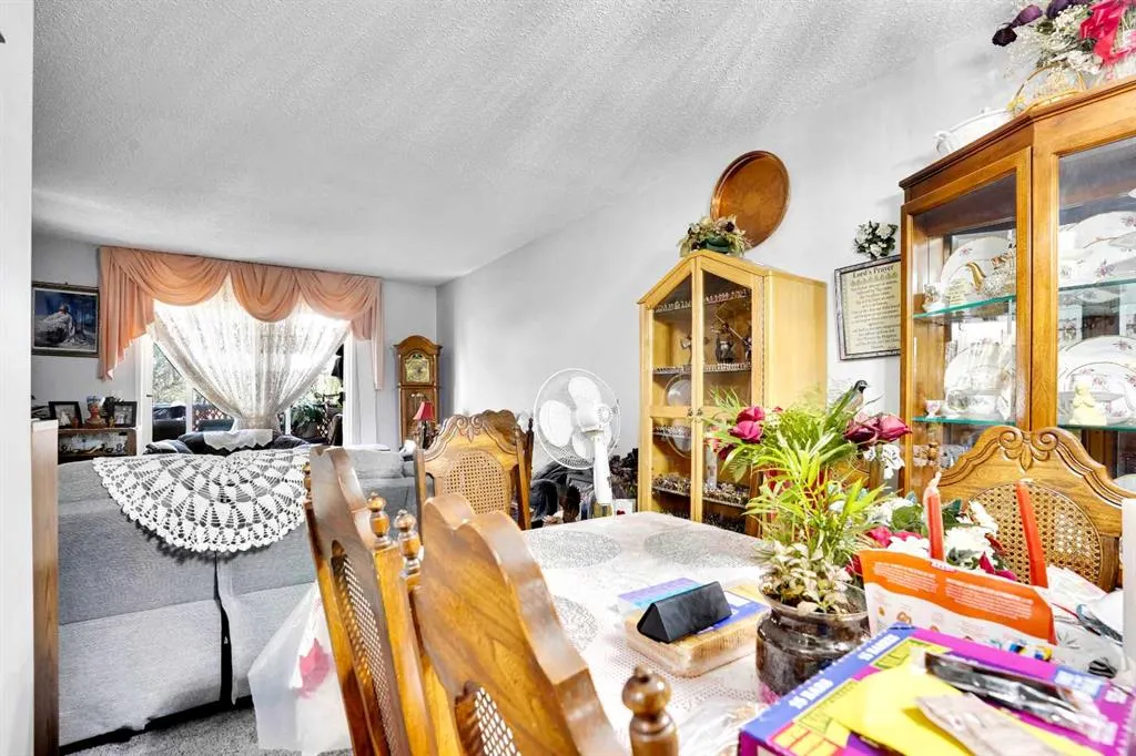 21 Dover Point SE, #203