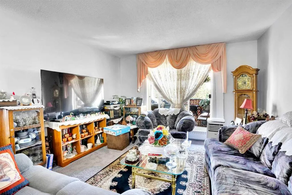 21 Dover Point SE, #203