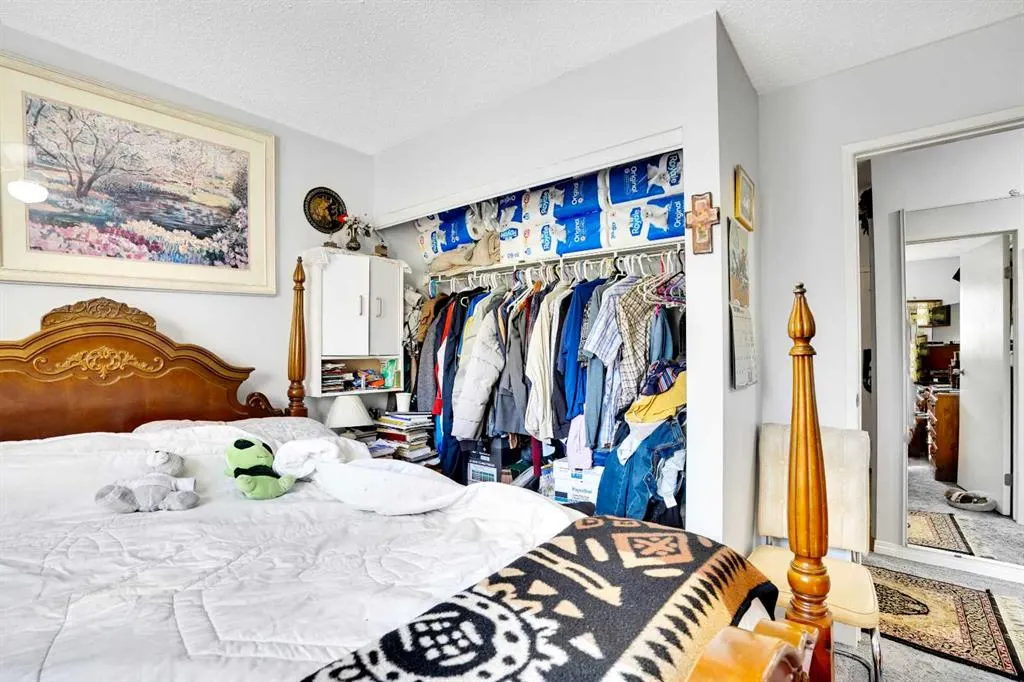 21 Dover Point SE, #203