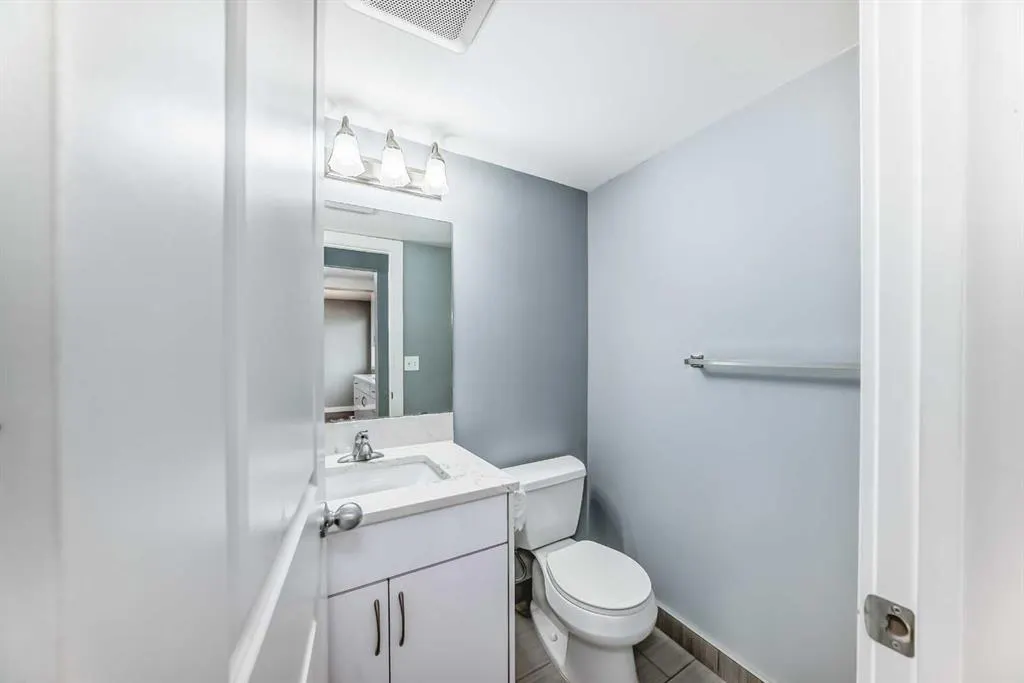 511 64 Avenue NE, #3